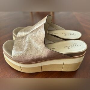 Naked Feet Flow Wedge Slide Platform Sandals Shoes Gold Size 9